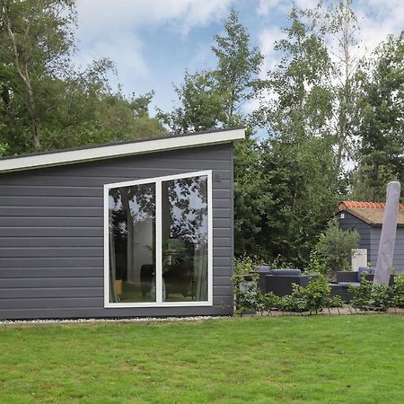 Oosterwolde  Landelijk Chalet 87 מראה חיצוני תמונה