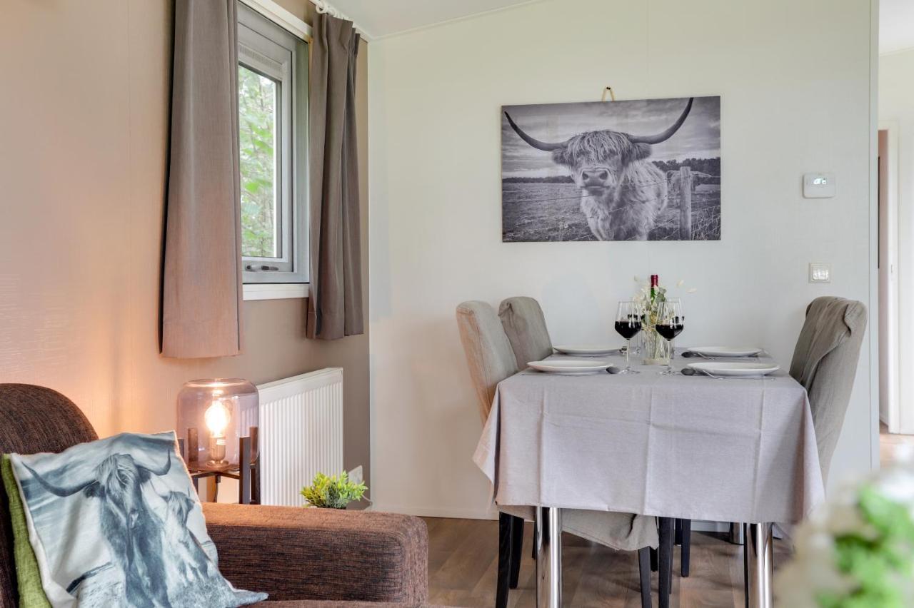 Oosterwolde  Landelijk Chalet 87 מראה חיצוני תמונה