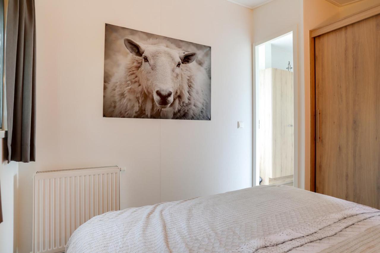 Oosterwolde  Landelijk Chalet 87 מראה חיצוני תמונה